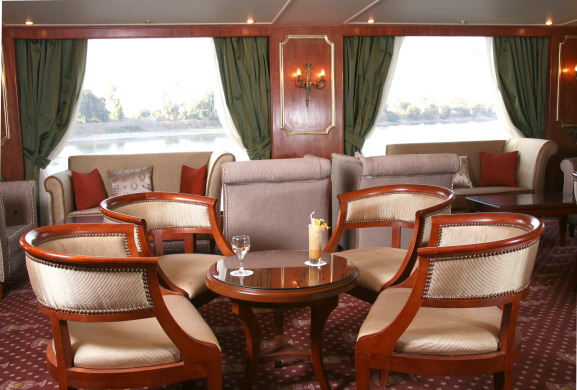 Los salones del buque ofrecen grandes vistas y un gran confort NILE CRUISES OFFERS DEALS DISCOUNTS
